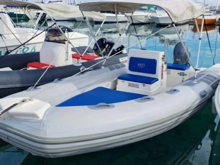 Noleggio gommone BSC 50 Alghero senza patente Boat Rental Alghero