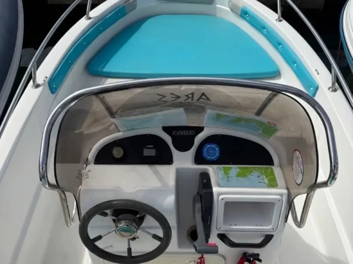 Bow sundeck area of the Ranieri Soverato rental boat in Alghero