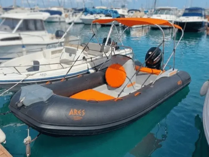 Gommone grigio arancione Sacs 490